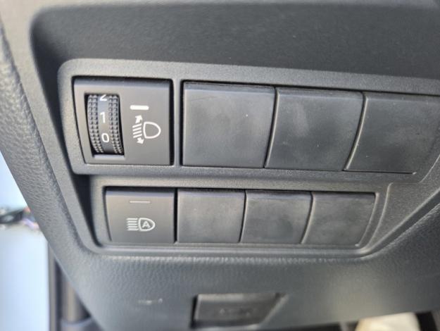 TOYOTA Yaris 116h Dynamic  