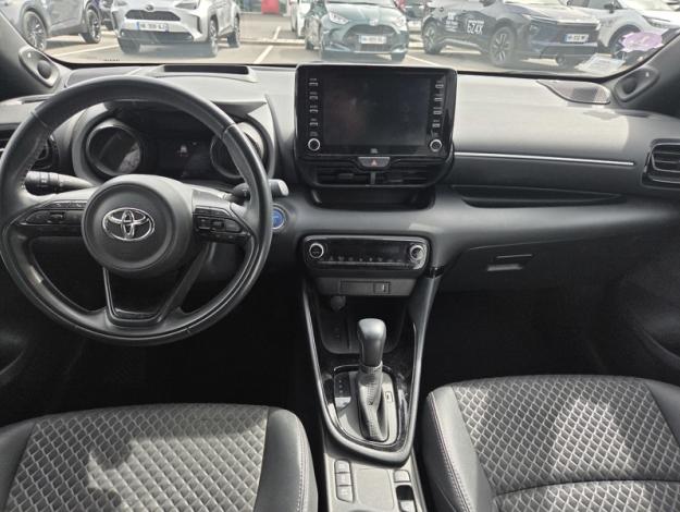 TOYOTA Yaris 116h Collection Tech Nav  