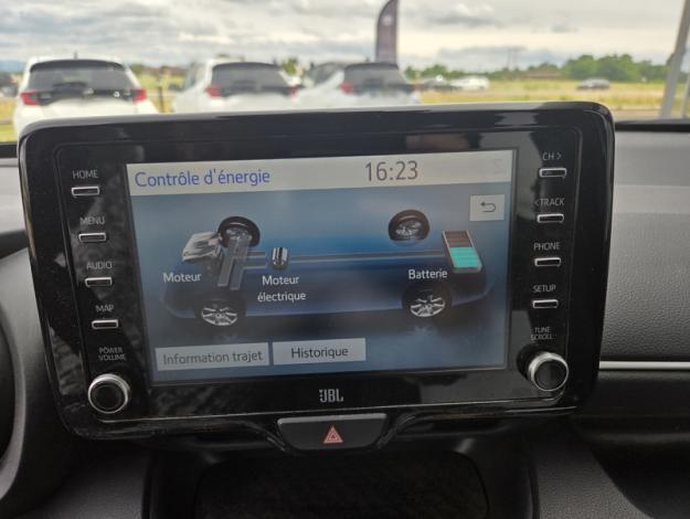 TOYOTA Yaris 116h Collection Tech Nav  
