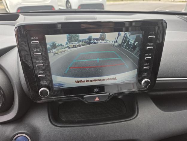 TOYOTA Yaris 116h Collection Tech Nav  