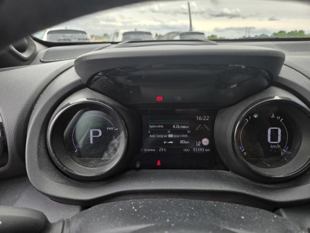 TOYOTA Yaris 116h Collection Tech Nav  