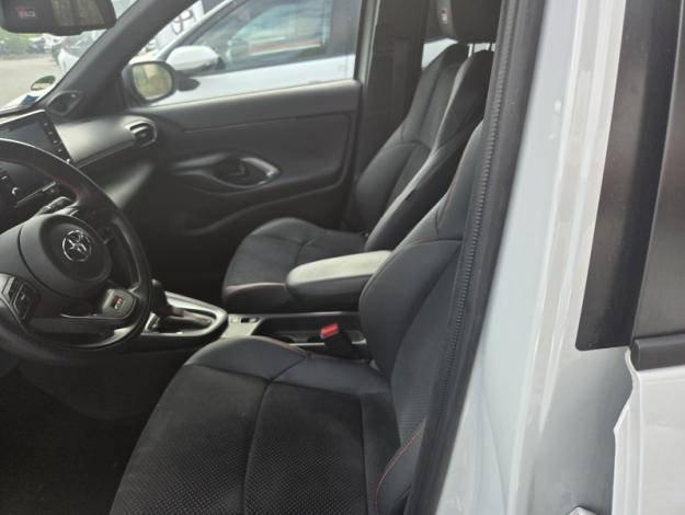 TOYOTA Yaris Cross 116H GR SPORT TO Tech  
