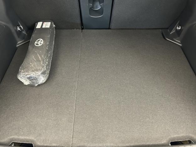 TOYOTA Yaris Cross 130H PREMIERE  