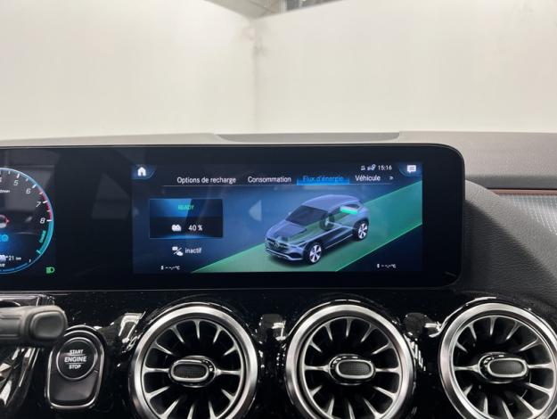 MERCEDES-BENZ GLA 250 e Luxury Line Toit Pano  