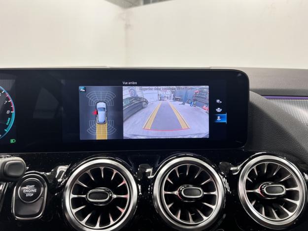 MERCEDES-BENZ GLA 250 e Luxury Line Toit Pano  