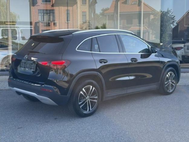 MERCEDES-BENZ GLA-Klasse GLA 180 Off-Roader
