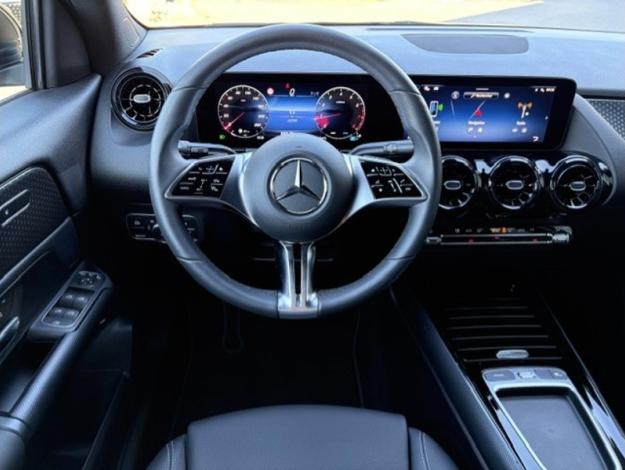 MERCEDES-BENZ GLA-Klasse GLA 180 Off-Roader