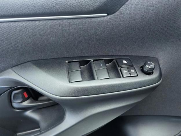 TOYOTA Yaris Hybride 116h Design MY25  
