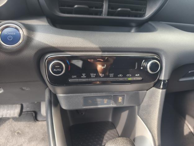 TOYOTA Yaris Hybride 116h Design  