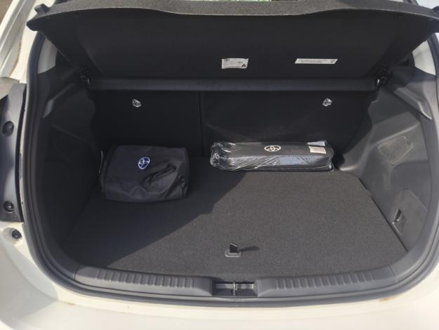 TOYOTA Yaris Hybride 116h Design  