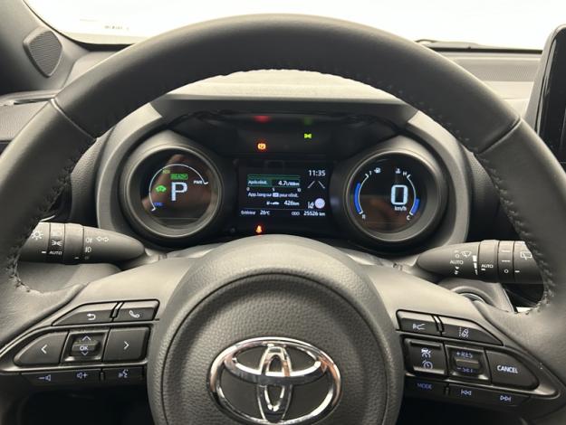 TOYOTA Yaris Cross 1.5 116H DESIGN   PACK CARGO 