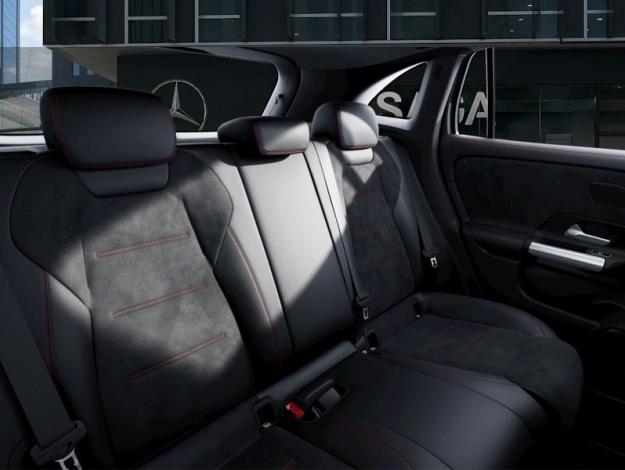 MERCEDES-BENZ GLA 250 e Hybrid EQ Edition 140  GLA 250 e Hybrid EQ Edition 140
