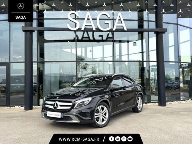 MERCEDES-BENZ GLA 200 Sensation  