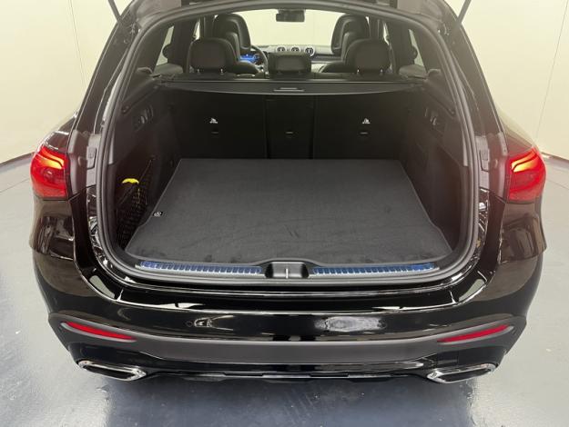 MERCEDES-BENZ GLC SUV GLC 220 d 4MATIC AMG Line  GLC 220 d 4MATIC AMG Line