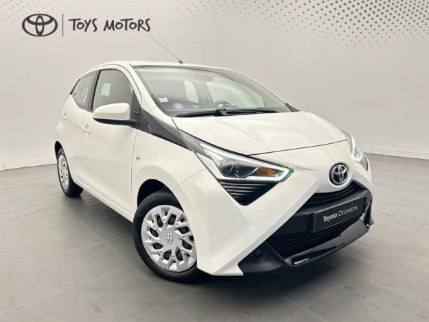 TOYOTA Aygo 1.0 VVT-i x-play  