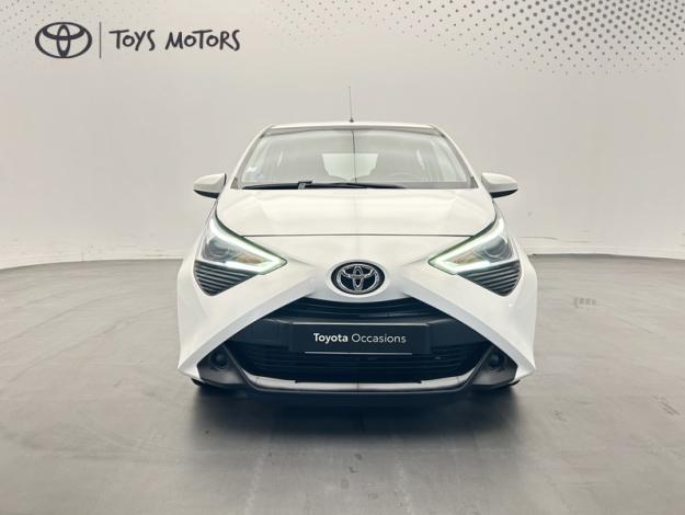 TOYOTA Aygo 1.0 VVT-i x-play  