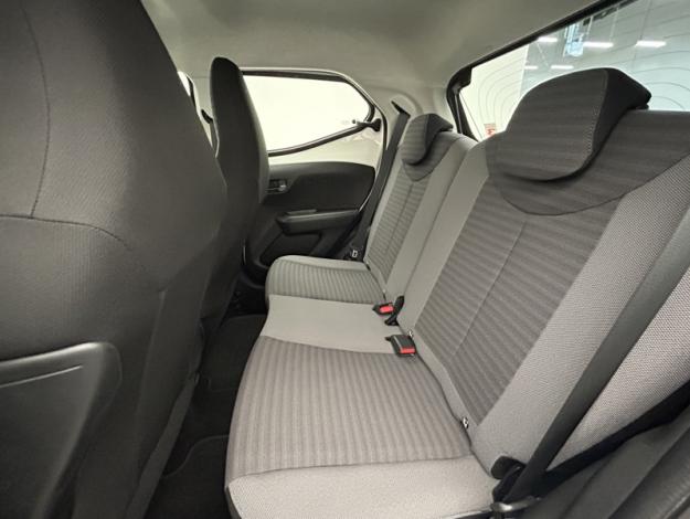 TOYOTA Aygo 1.0 VVT-i x-play  