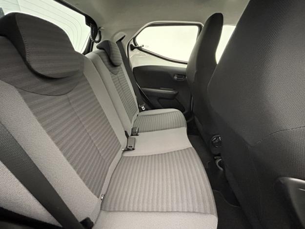 TOYOTA Aygo 1.0 VVT-i x-play  