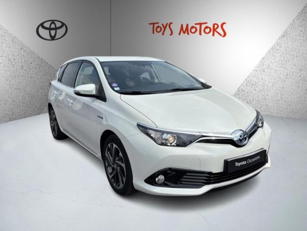 TOYOTA Auris 136h Design  