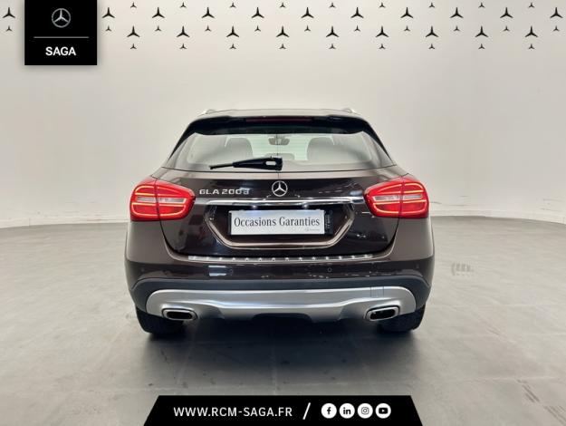 MERCEDES-BENZ GLA 200 d 7G-DCT  