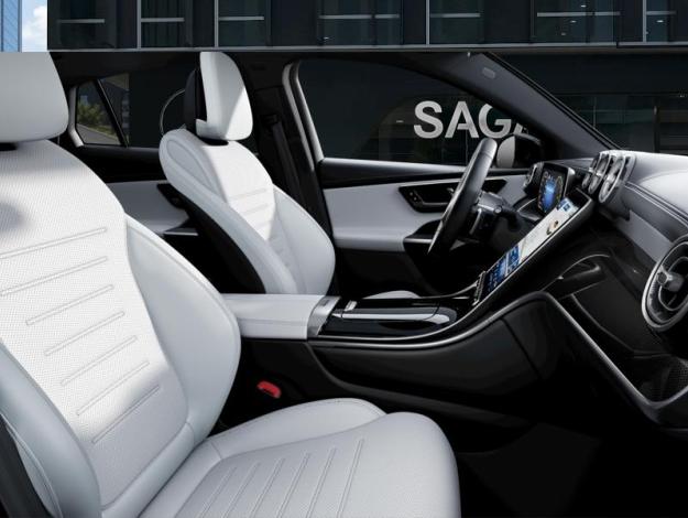 MERCEDES-BENZ GLC Coupé GLC 300 e Hybrid EQ 4MATIC Coupé AMG Line +  GLC 300 e Hybrid EQ 4MATIC Coupé AMG Line +