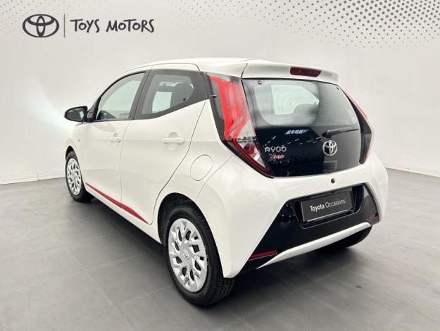 TOYOTA Aygo 1.0 VVT-i x-play  1.0 72 ch 