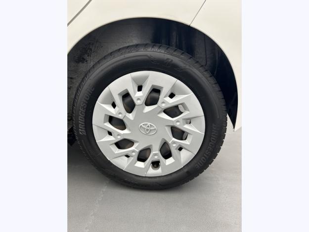 TOYOTA Aygo 1.0 VVT-i x-play  1.0 72 ch 