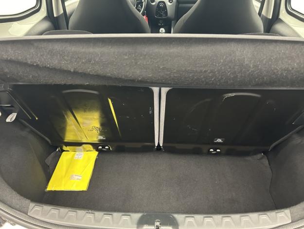TOYOTA Aygo 1.0 VVT-i x-play  1.0 72 ch 