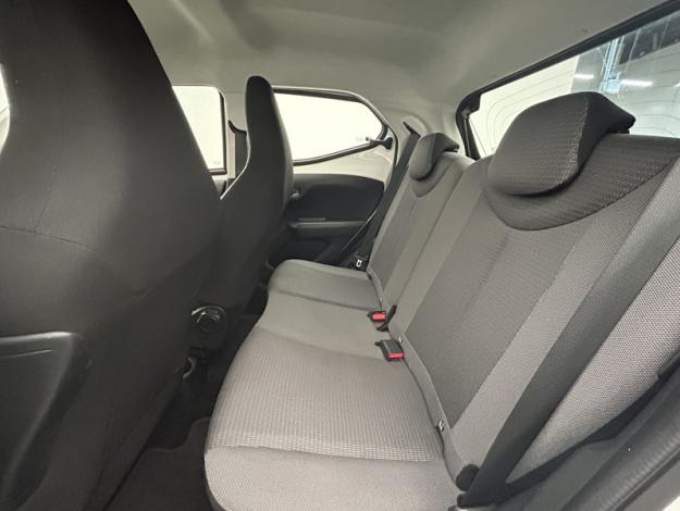 TOYOTA Aygo 1.0 VVT-i x-play  1.0 72 ch 