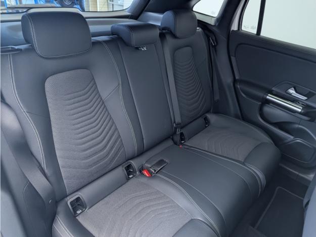 MERCEDES-BENZ GLA 250 e Progressive Line  GLA 250 e Progressive Line