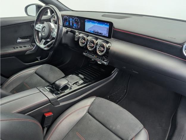 MERCEDES-BENZ Classe A 200 d AMG Line  