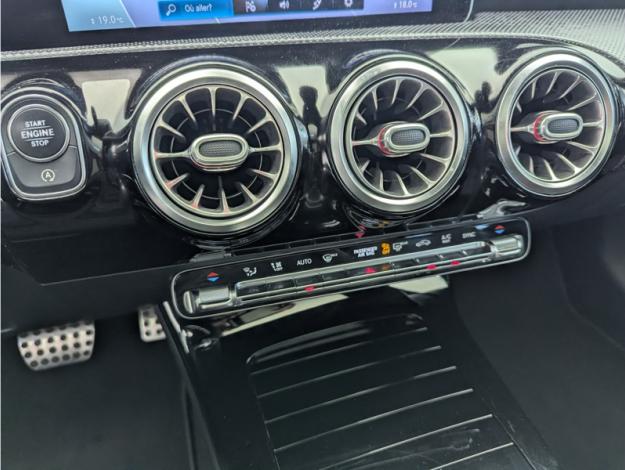 MERCEDES-BENZ Classe A 200 d AMG Line  