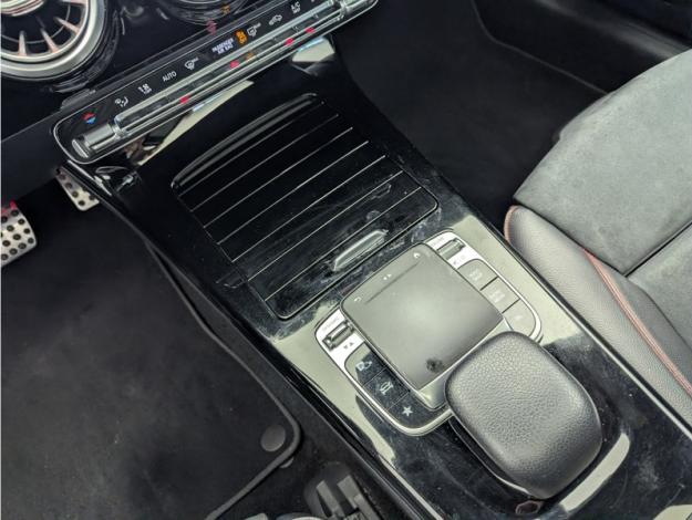 MERCEDES-BENZ Classe A 200 d AMG Line  