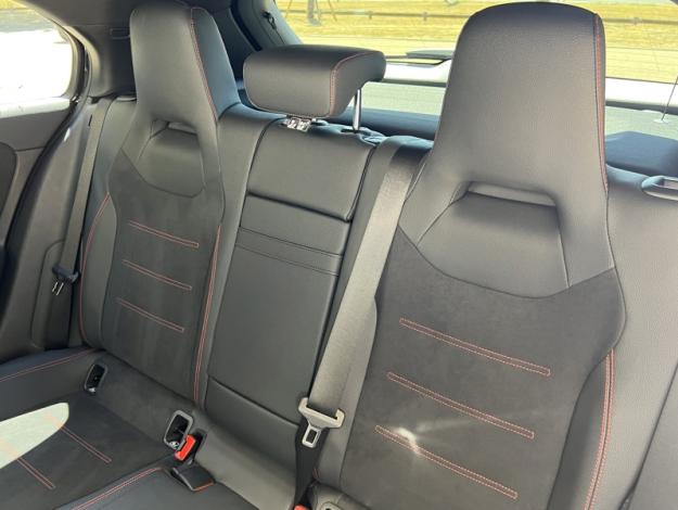 MERCEDES-BENZ Classe A 200 AMG Line  