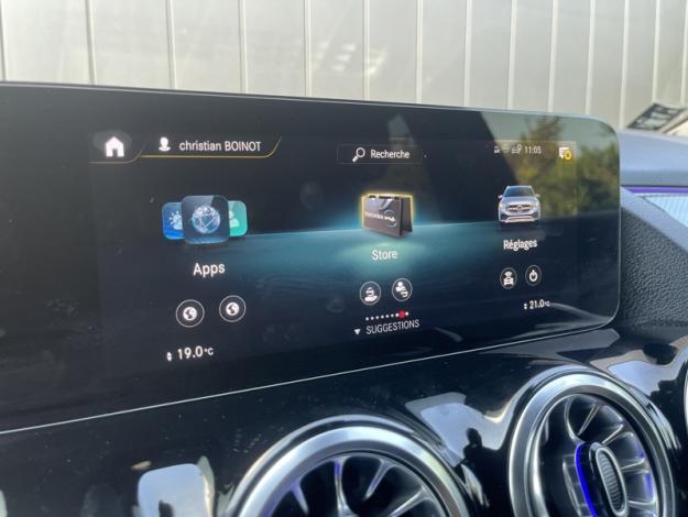 MERCEDES-BENZ GLA 250 e AMG Line  GLA 250 e AMG Line