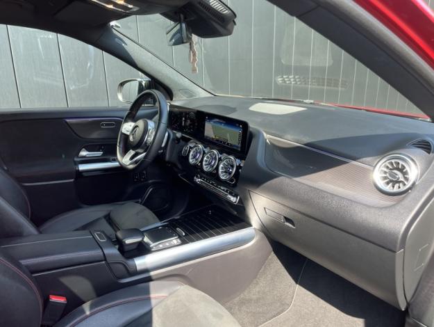 MERCEDES-BENZ GLA 250 e AMG Line  GLA 250 e AMG Line