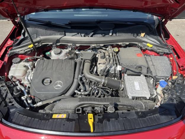 MERCEDES-BENZ GLA 250 e AMG Line  GLA 250 e AMG Line