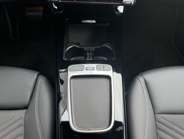 MERCEDES-BENZ CLA Coupé CLA 200 d Coupé Progressive Line  