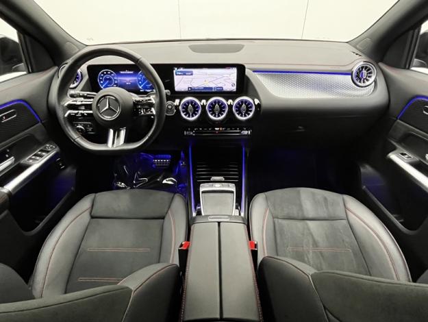 MERCEDES-BENZ EQA 250+ AMG Line  