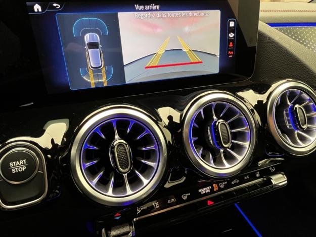 MERCEDES-BENZ EQA 250+ AMG Line  