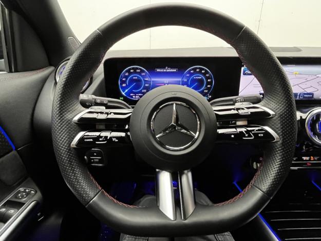 MERCEDES-BENZ EQA 250+ AMG Line  