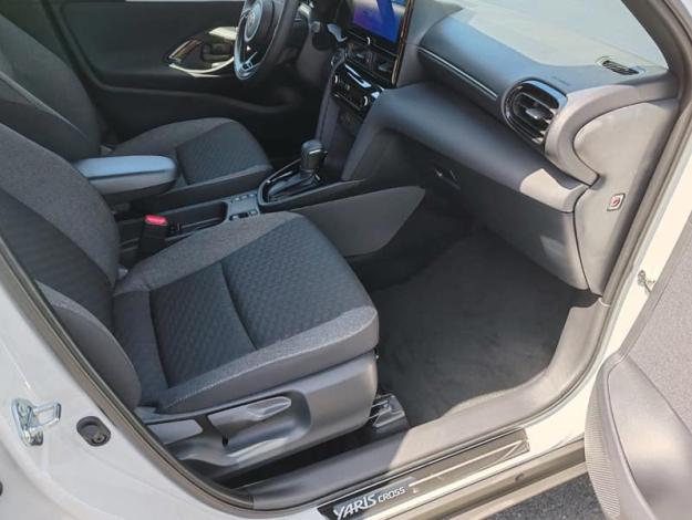 TOYOTA Yaris Cross 116H DESIGN PACK CARGO MY26   
