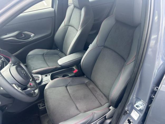 TOYOTA Yaris Cross 1.5 HYBRID 130H GR SPORT   
