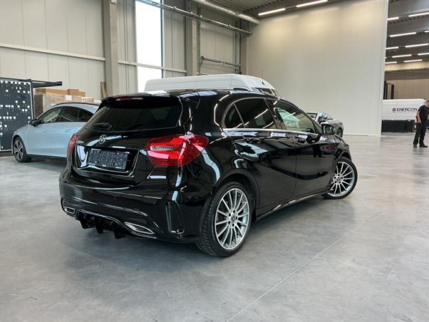 MERCEDES-BENZ A 180 d AMG Pack Night  
