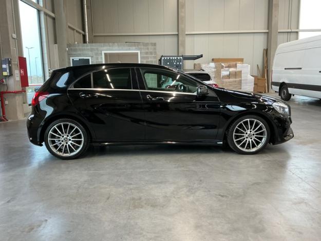 MERCEDES-BENZ A 180 d AMG Pack Night  