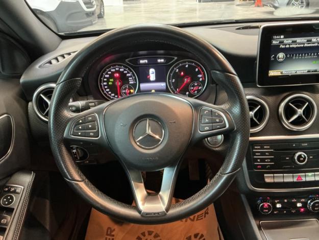 MERCEDES-BENZ A 180 d AMG Pack Night  