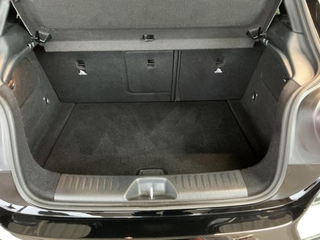 MERCEDES-BENZ A 180 d AMG Pack Night  