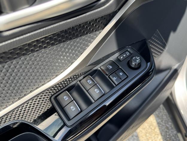 TOYOTA C-HR Hybrid Edition  1.8 122 ch 