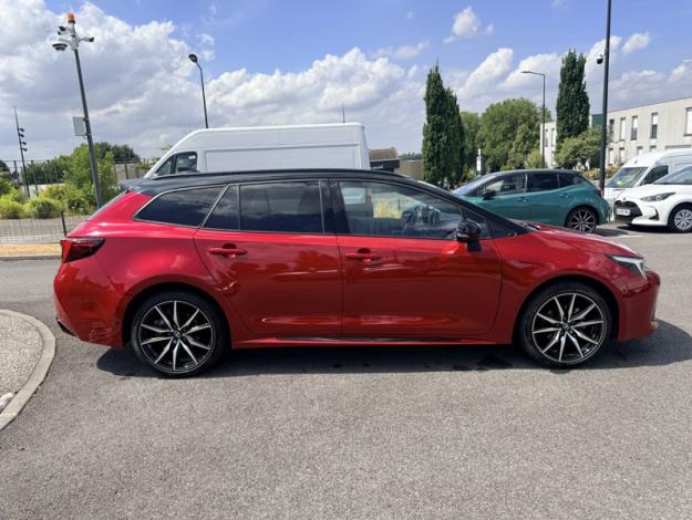 TOYOTA Corolla Touring Sports Hybride 140h GR Sport  COROLLA TS 1.8L 140 CH GR SPORT .