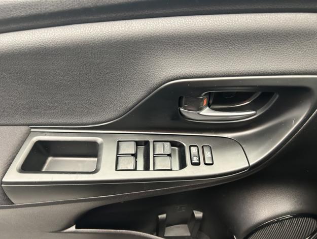 TOYOTA Yaris 1.5 VVT-I HYBRID Dynamic  1.5 101 ch 